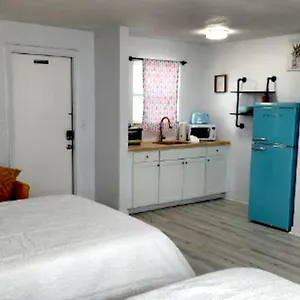 Pineapple Shores Unit 1 , Daytona Beach United States